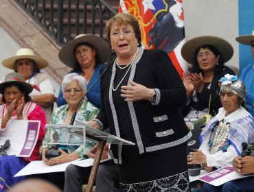 Encuesta Cadem: Desaprobación a Michelle Bachelet sigue en aumento y llega al 65%