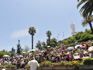 Más de 100 mil fieles visitaron la Virgen del Cerro San Cristóbal