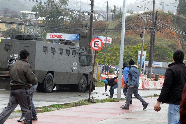 Incidentes en formalización de sujeto que atacó a menor de edad en Tomé