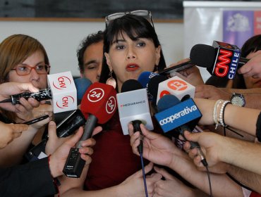 Ministra Blanco anunció que clubes de fútbol también serán fiscalizados a fondo