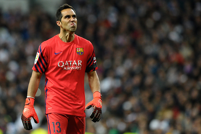 FC Barcelona con Claudio Bravo sólo igualó con el Deportivo en el Camp Nou