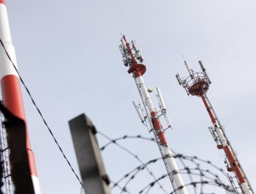 Diputados proponen que antenas celulares se sometan a evaluación ambiental