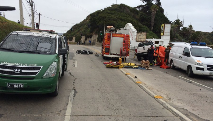 Viña del Mar: Brutal accidente deja motocicleta destrozada