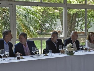 El Gobierno de Macri maniobra para poner en marcha cambios en la economía