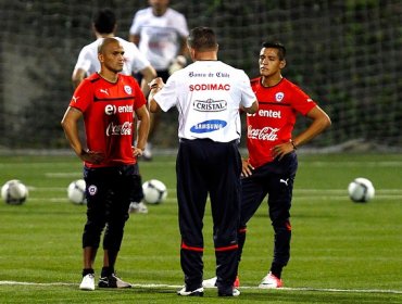 Humberto Suazo le comunicó a Claudio Borghi que puede contar con él