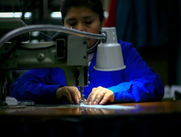 Las mujeres realizan tres de cuatro horas de trabajo no remunerado en el mundo