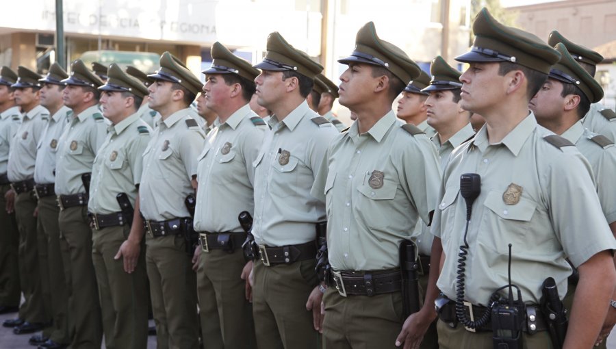 Dan de baja a tres carabineros por el delito de robo