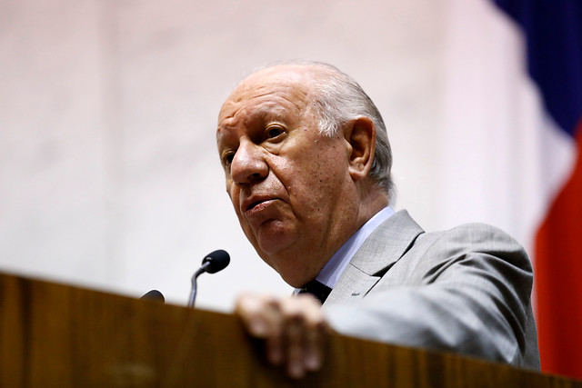 Ricardo Lagos: "Chile no está en crisis. Lo que está en crisis es la política”.