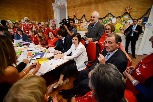 Cerca de 3000 cartas de campaña navideña de Correos aún no son apadrinadas