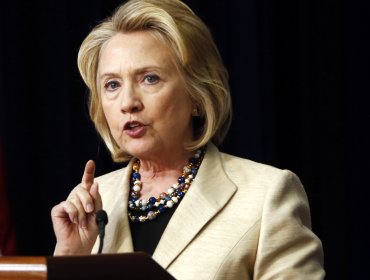 Hillary Clinton promete mantener unidas a las familias de los indocumentados