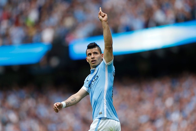 Sergio Aguero volvió a los entrenamientos y apunta al Arsenal