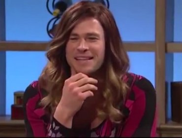 Chris Hemsworth sorprende a sus fans vestido de mujer