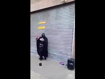 Divertido baile de “Darth Vader” en Curicó