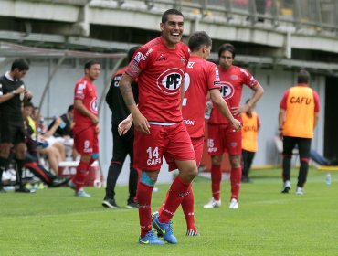 Sebastián Varas desechó opción de México y se queda en Ñublense