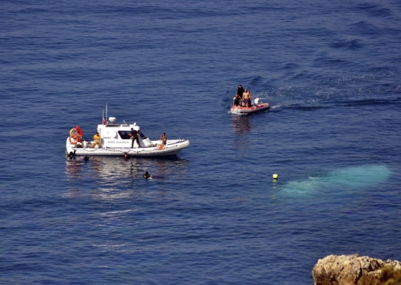 Al menos 18 muertos en naufragio de un barco con refugiados frente a Turquía