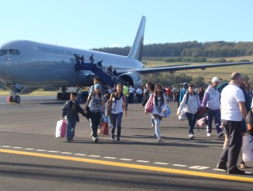 70 niños atrapados en Isla de Pascua ante paro de aeropuertos