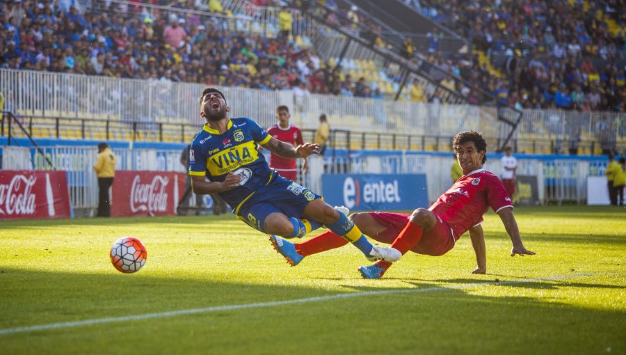 Everton venció a La Serena y se quedó con la liguilla de Primera B