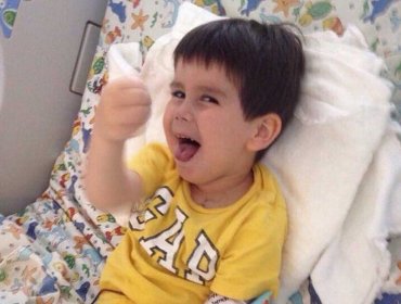 Pequeño León Smith es intervenido para instalarle un corazón artificial