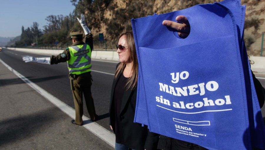 Reiteran que el consumo de alcohol es primer factor de riesgo de muerte en Chile