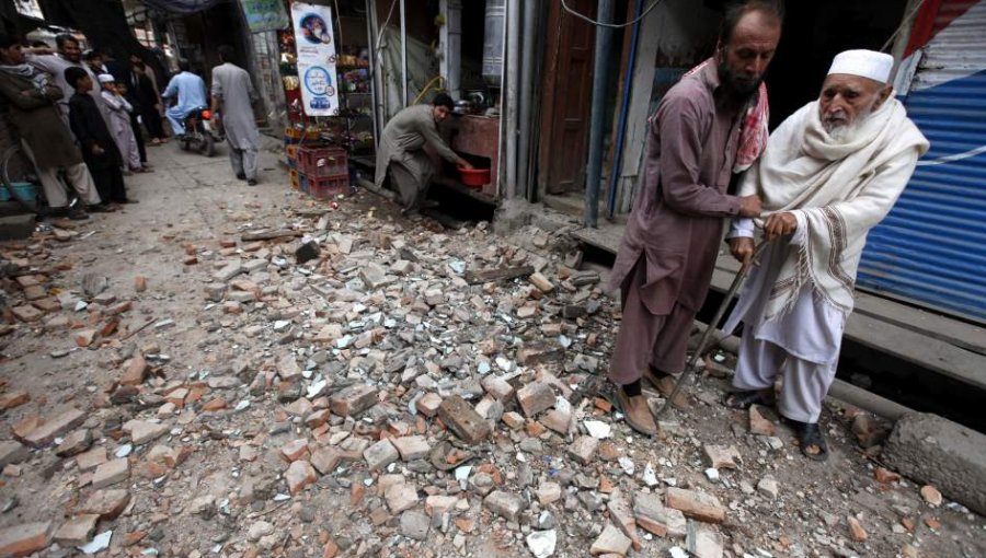 Terremoto deja 4 muertos y más de cien heridos en Afganistán y Pakistán