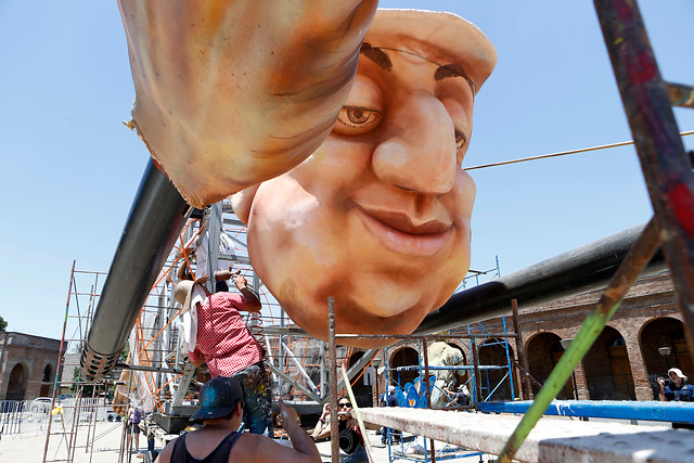 Festival callejero "Neruda viene volando" sigue este domingo en Estación Mapocho