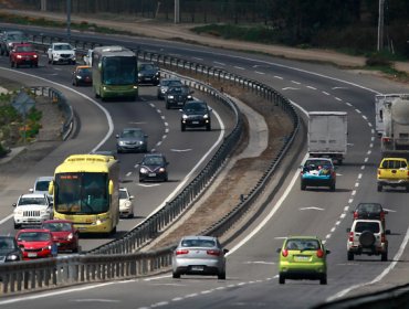 Se espera que más de 80.000 vehículos retornen esta tarde a la capital