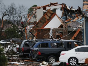 Nuevos tornados dejan una docena de muertos en el norte de Texas