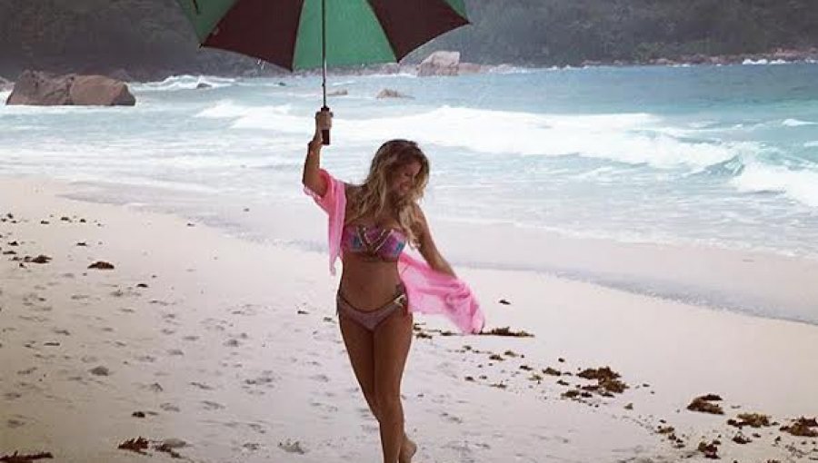 María José López luce su sexy look embarazada