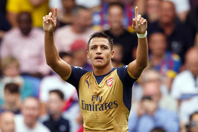 Diario británico puso a Alexis Sánchez en el once ideal de la Premier 2015