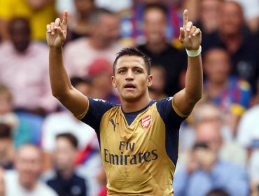 Diario británico puso a Alexis Sánchez en el once ideal de la Premier 2015