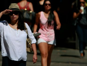 Temperaturas de hasta 30 grados tendrá Santiago este fin de semana