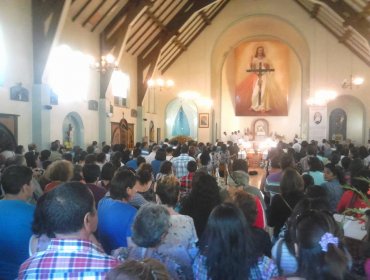 Emotivo funeral de niños de la tragedia del Lago Riñihue