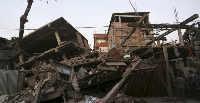 Diez muertos por terremoto en la India y Bangladesh