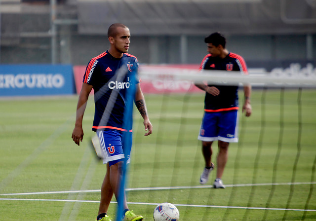 Guzmán Pereira: "Tenemos plantel para pelear todos los campeonatos"