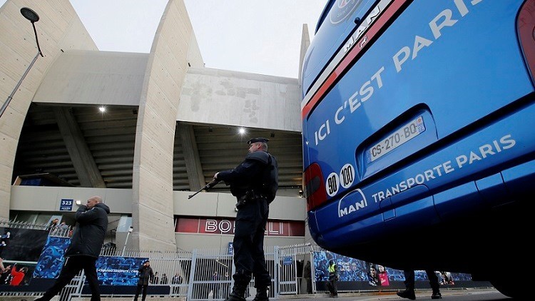 Francia: La Policía mata a un hombre que ingresaba a una comisaría con un cinturón con explosivos