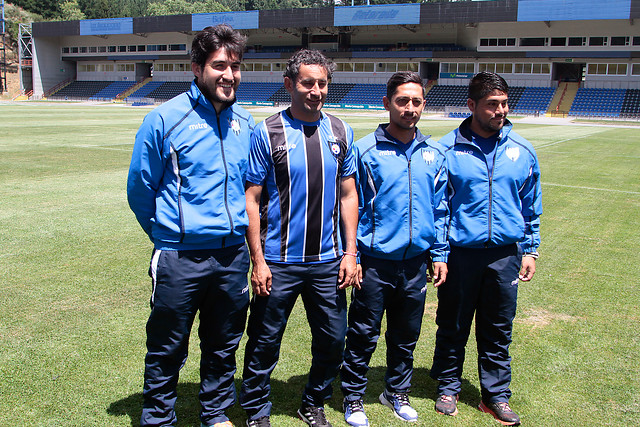 Miguel Ponce fue presentado como el nuevo técnico de Huachipato