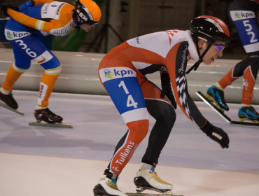 Diario holandés critica a Chile por su poco interés en patinadores sobre hielo