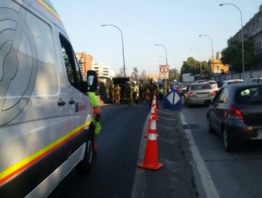 Cortan Autopista Central por procedimiento del GOPE