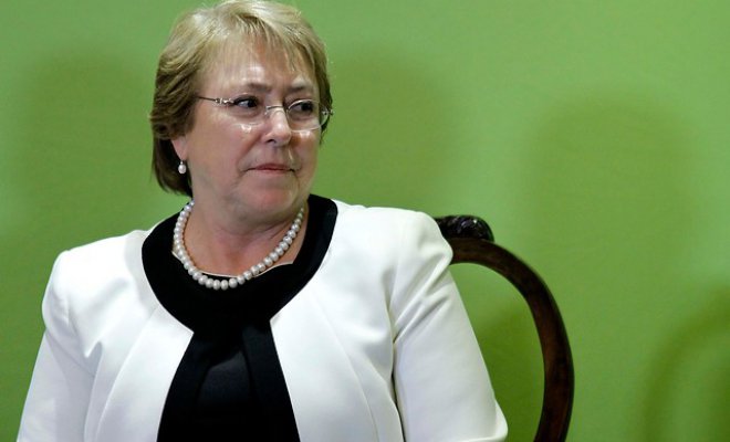 Caso Penta: Investigan empresa que dio dineros a proveedora financiera de campaña de Bachelet