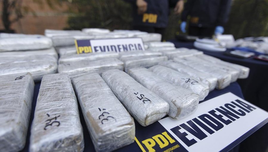 PDI de La Calera encuentra droga en control carretero