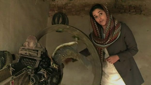 El niño que se cortó la mano por "insultar" a Mahoma y ahora es celebrado en un pueblo de Pakistán