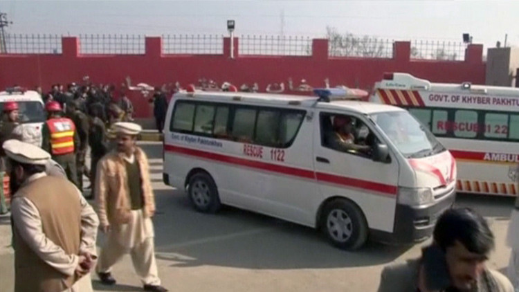 Decenas de muertos y heridos en un ataque a la Universidad Bacha Khan en Pakistán