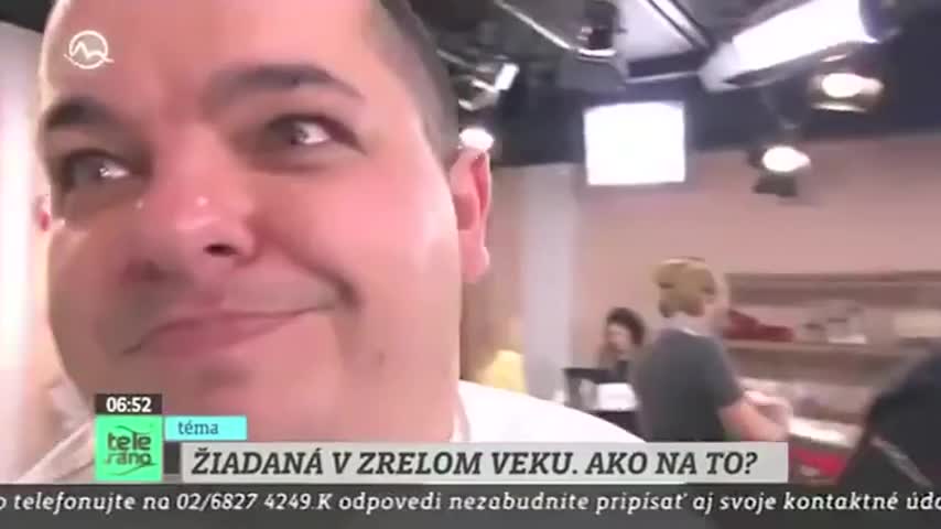 Sorprenden a Chef preparando una línea de cocaína en pleno matinal