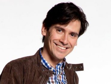 Álvaro Espinoza en Mega será un hombre que no puede tener hijos