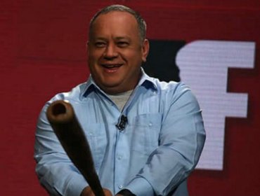 Venezuela: Diosdado Cabello dice que vejaciones en la cárcel denunciadas por Lilian Tintori son un "show planificado"