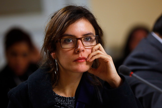 Diputada Vallejo asegura que la Nueva Mayoría puede "seguir gobernando"