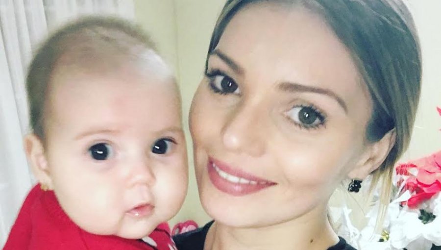 Faloon se luce junto a su pequeña Luciana