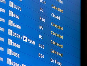 Aerolíneas en EEUU cancelan más de 5.500 vuelos por nieve