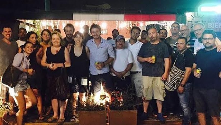 Benjamín Vicuña y “China” Suárez viajan a Colombia
