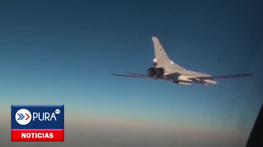 'Lluvia de bombas': Un bombardero ruso Tu-22 ataca posiciones del Estado Islámico en Siria